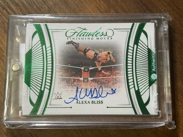 Alexa Bliss Panini Flawless Finishing Moves autograph